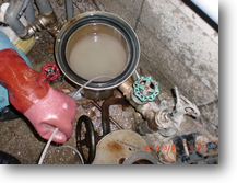 大阪　銭湯機械室排水管高圧洗浄